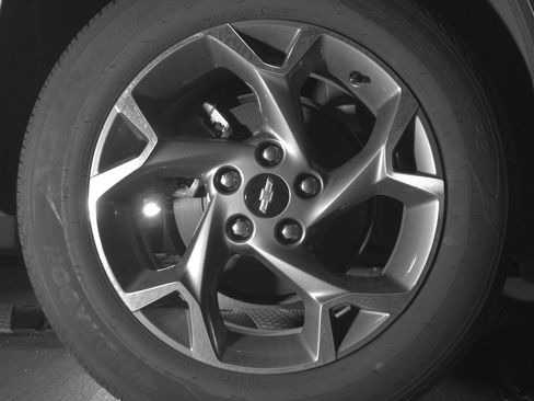 Used 2025 Chevrolet Trax LT image 15