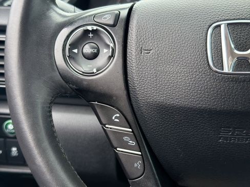 Used 2015 Honda Accord EX-L image 25