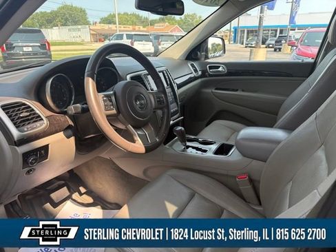 Used 2013 Jeep Grand Cherokee Laredo AWD/4WD image 10
