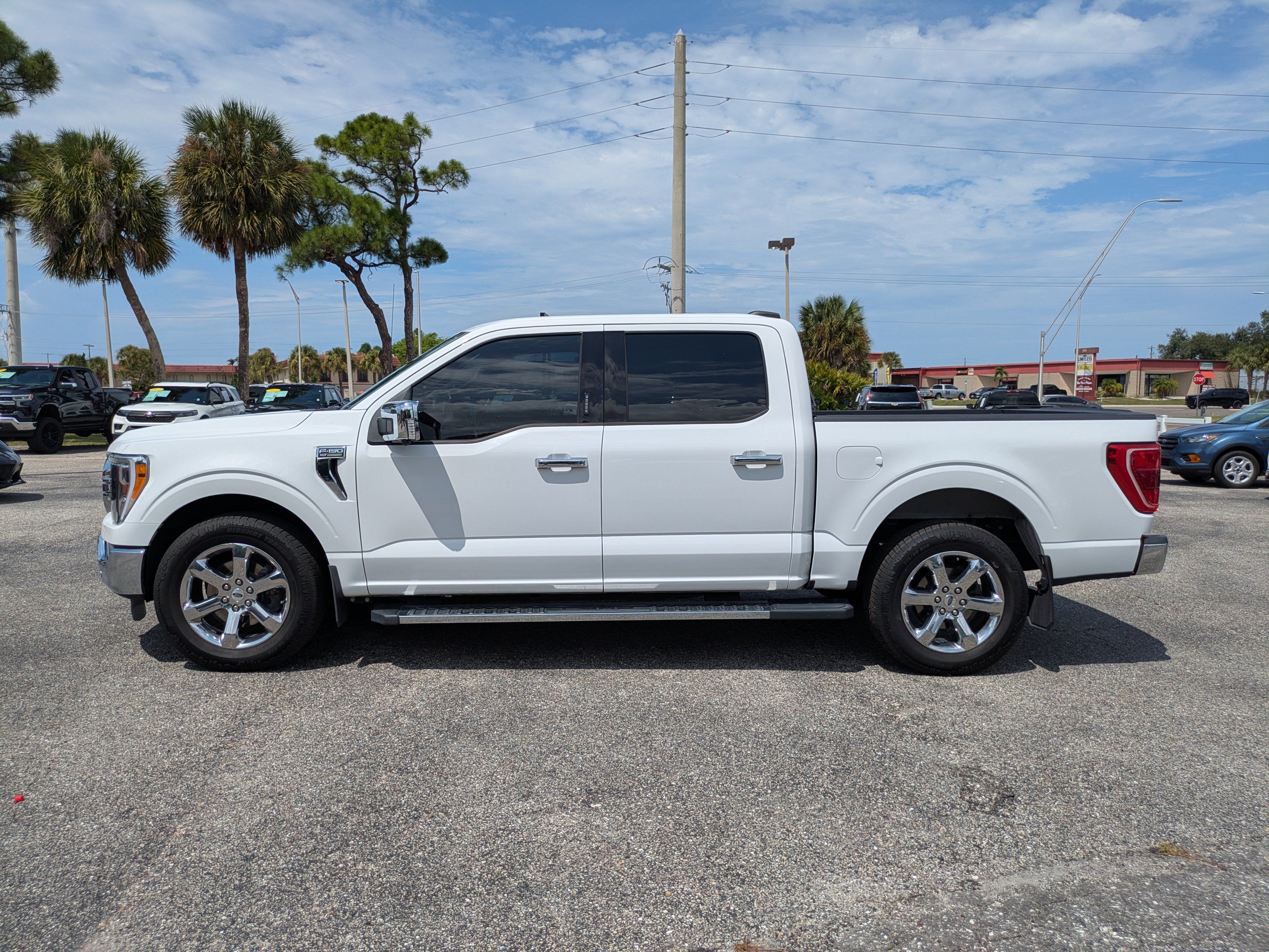 Used 2021 Ford F150 XLT w/ Equipment Group 302A High RWD image 7