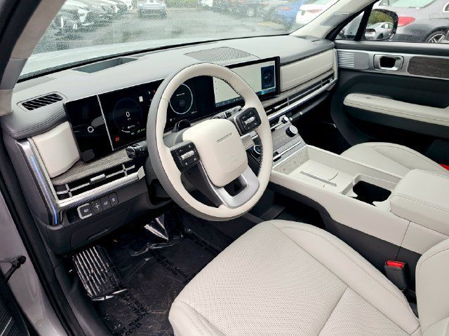 Used 2025 Hyundai Santa Fe Calligraphy FWD image 15
