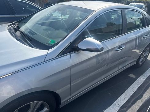 Used 2019 Hyundai Sonata SEL w/ Tech Package 02 FWD image 2