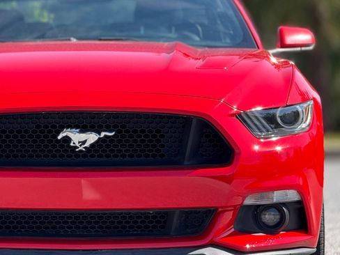 Used 2015 Ford Mustang GT Premium image 14