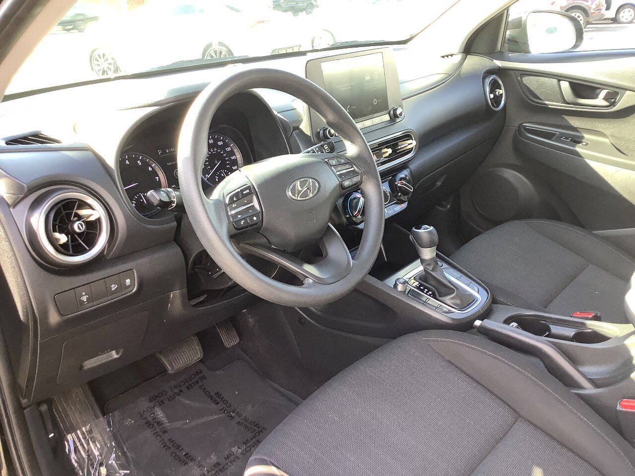 Used 2022 Hyundai Kona SEL AWD/4WD image 26