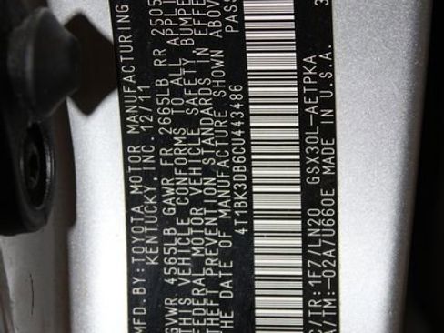 Used 2012 Toyota Avalon Limited image 39