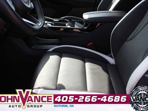Used 2025 Buick Envision Sport Touring image 26