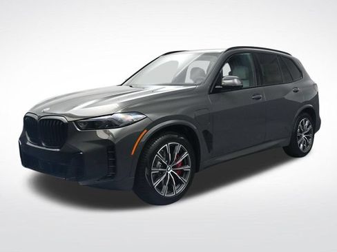 New 2026 BMW X5 xDrive50e w/ Executive Package AWD/4WD image 9
