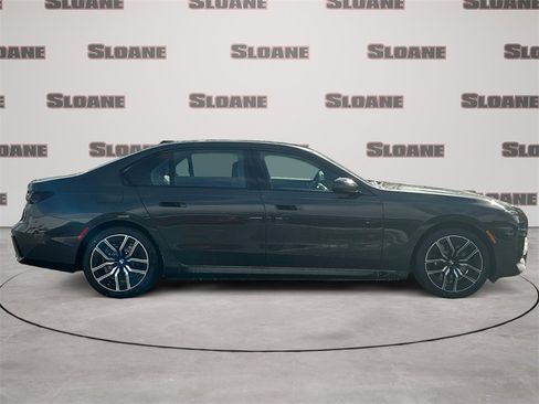 New 2026 BMW 750e xDrive image 6