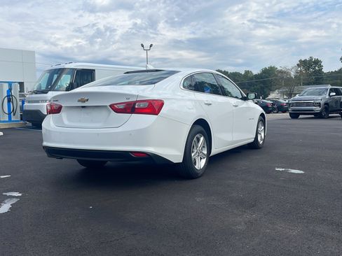 Used 2024 Chevrolet Malibu LT FWD image 5