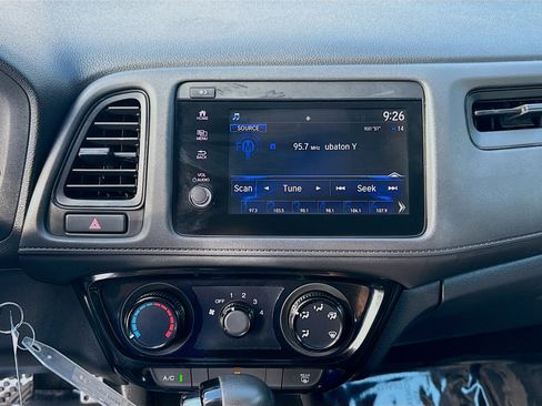 Used 2019 Honda HR-V Sport image 12