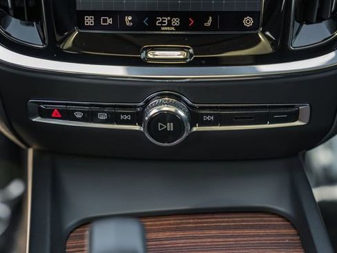 Certified 2023 Volvo S60 B5 Ultimate image 23