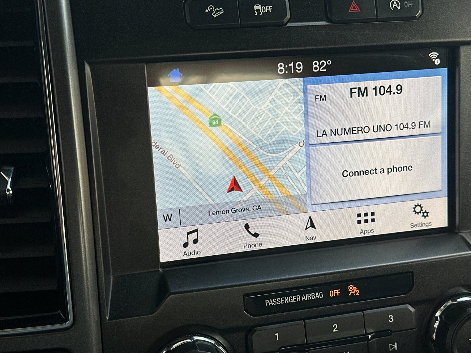 Used 2018 Ford F150 XLT w/ Equipment Group 302A Luxury AWD/4WD image 16
