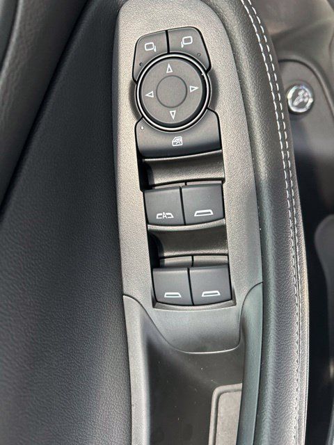 Used 2025 Buick Encore GX Avenir w/ Avenir Technology Package AWD/4WD image 11