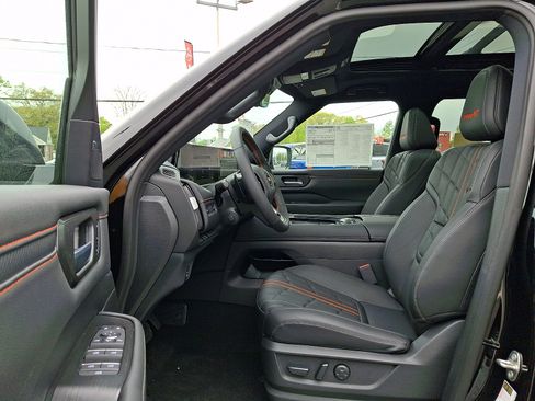 New 2026 Nissan Armada PRO-4X AWD/4WD image 10
