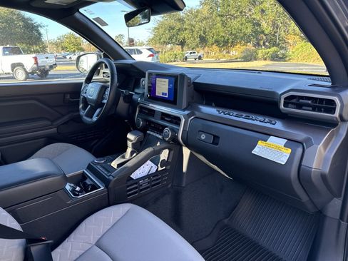 New 2024 Toyota Tacoma 2WD Double Cab image 33