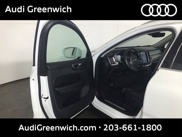 Used 2020 Volvo XC60 T6 Inscription w/ Protection Package Premier AWD/4WD image 10