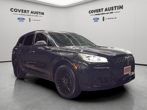 Used 2023 Lincoln Corsair Reserve w/ Equipment Group 201A image 7