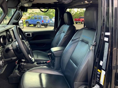 Used 2021 Jeep Wrangler Unlimited Rubicon 4xe w/ Dual Top Group image 25