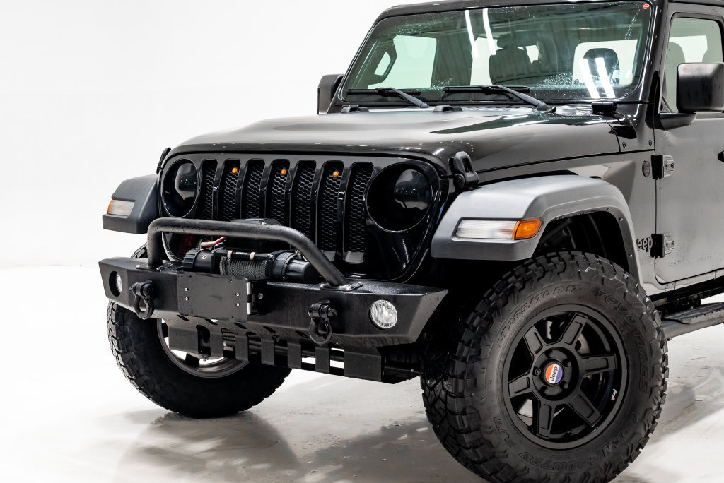 Used 2021 Jeep Wrangler Sport AWD/4WD image 4