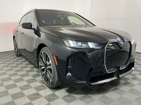 New 2026 BMW iX M70 image 4