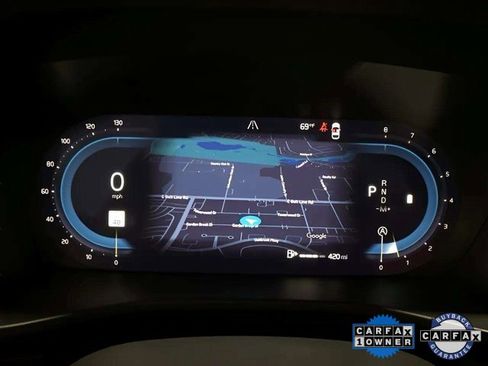 Used 2025 Volvo XC40 B5 Core image 8