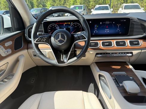 Used 2026 Mercedes-Benz GLE 350 4MATIC image 2