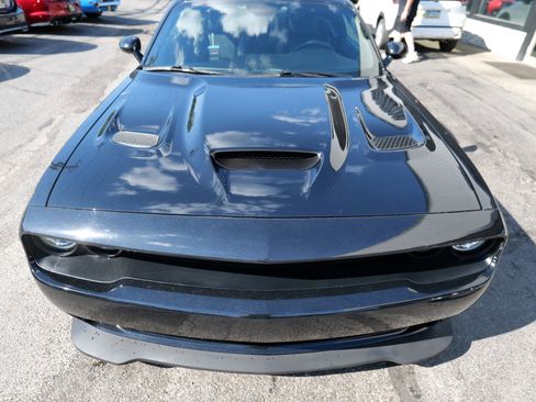 Used 2015 Dodge Challenger SRT Hellcat image 78