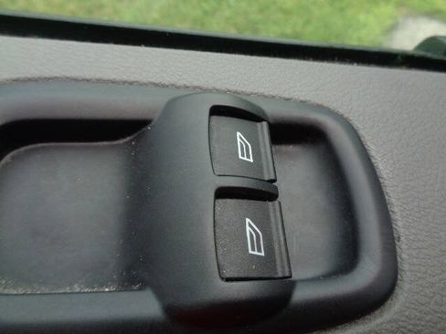 Used 2023 Ford Transit 250 Medium Roof RWD image 14