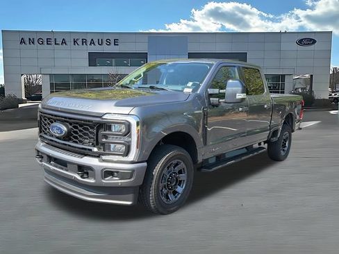 Used 2024 Ford F250 Lariat w/ Lariat Ultimate Package AWD/4WD image 3