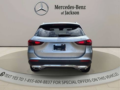 Used 2026 Mercedes-Benz GLA 250 4MATIC image 7