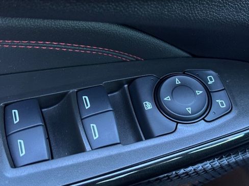 Certified 2024 Chevrolet Trax RS image 12