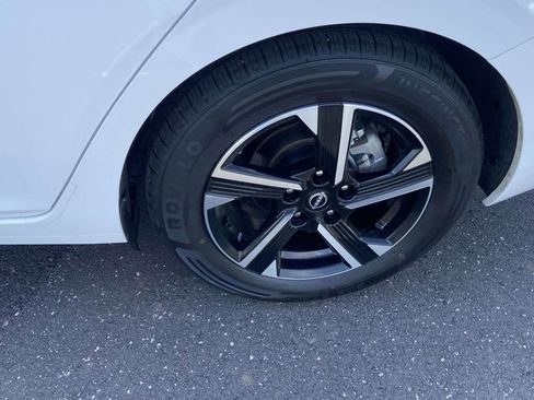 Used 2024 Nissan Sentra SV image 9