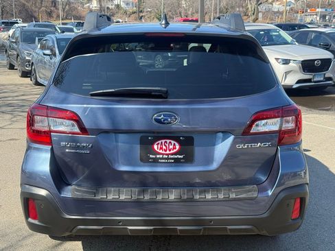 Used 2018 Subaru Outback 2.5i Limited image 9