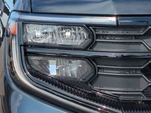 New 2026 Ford Expedition Active RWD image 10
