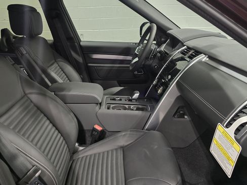 New 2026 Land Rover Discovery Limited Edition image 14