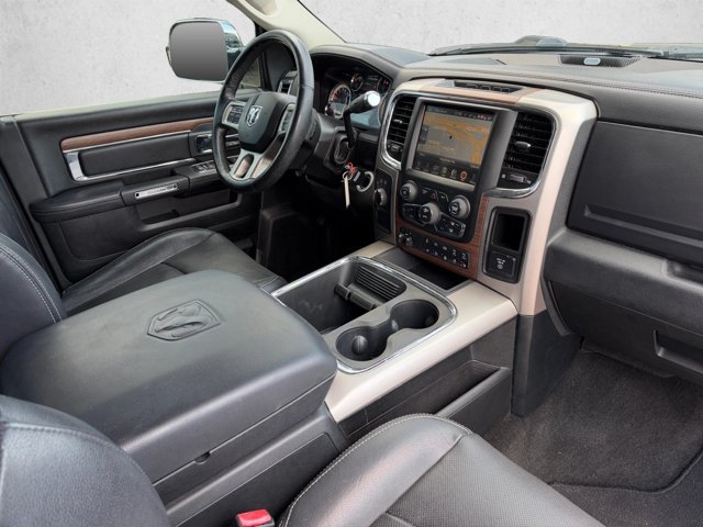 Used 2017 RAM 3500 Laramie w/ Convenience Group AWD/4WD image 24