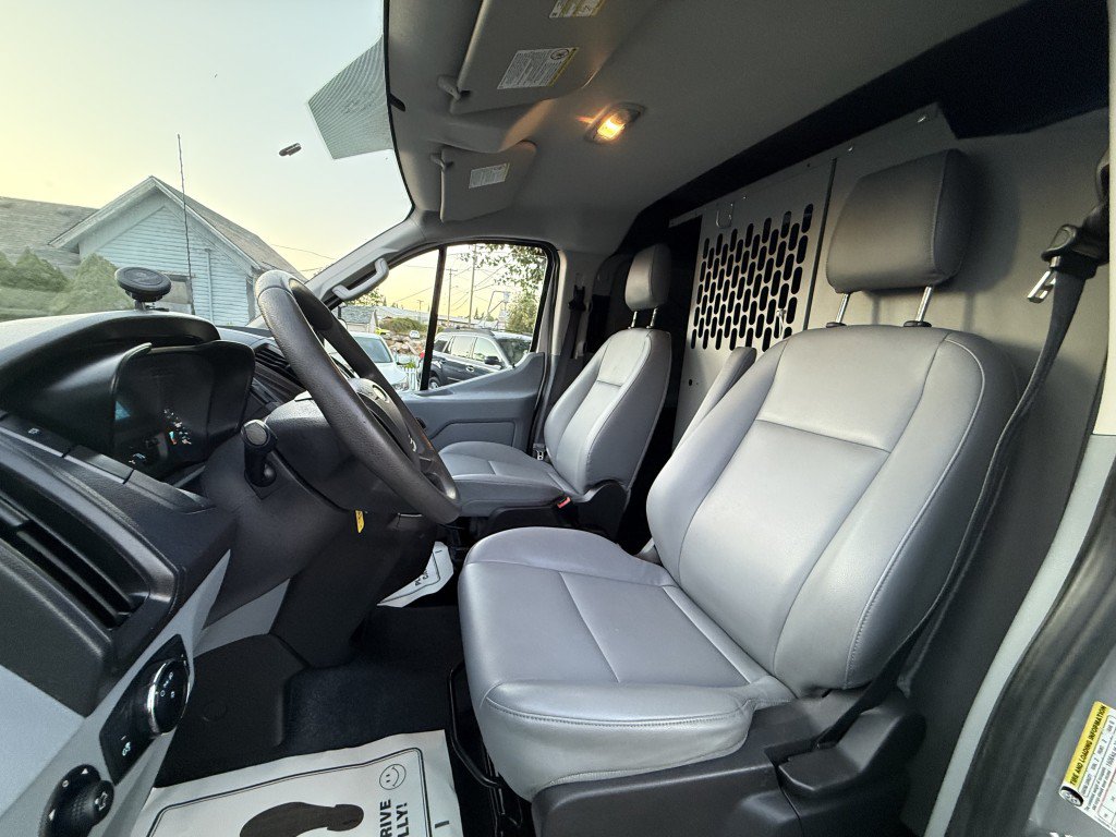 Used 2015 Ford Transit 150 130 Low Roof RWD image 11