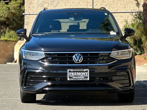 Used 2022 Volkswagen Tiguan SE R-Line FWD image 8