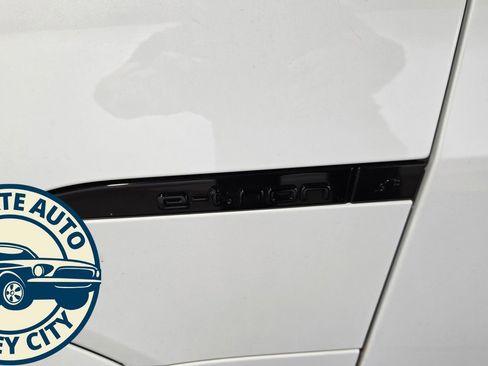 Used 2024 Audi Q8 e-tron Premium Plus AWD/4WD image 27