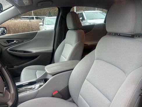 Used 2018 Chevrolet Malibu LT image 20