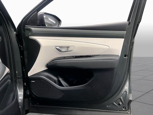 Used 2025 Hyundai Tucson Limited AWD/4WD image 22