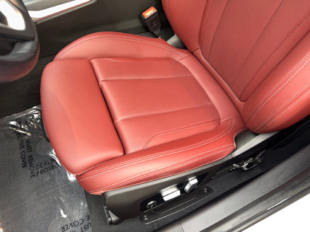Used 2022 BMW 330i Sedan w/ Driving Assistance Package RWD image 28