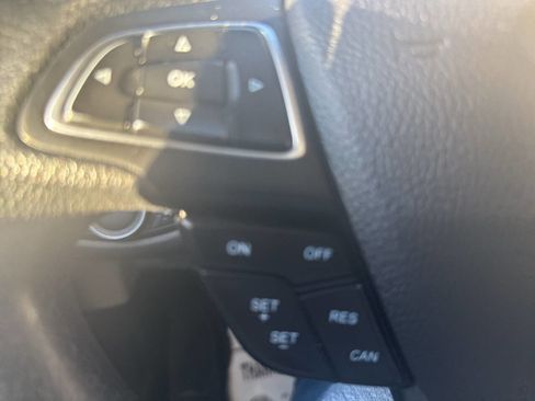 Used 2018 Ford Escape SE w/ SE Sync 3 Package image 23