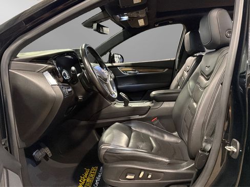 Used 2019 Cadillac XT5 Platinum AWD/4WD image 19