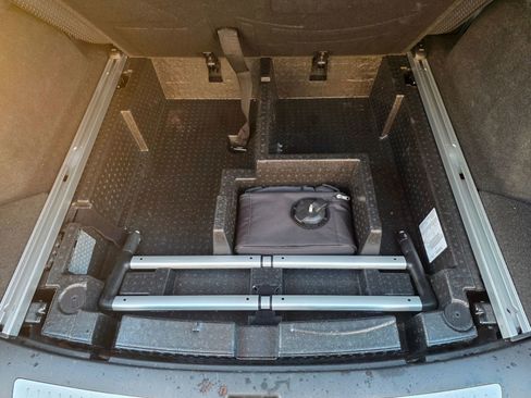 Used 2017 Cadillac XT5 Luxury w/ Driver Awareness Package image 36