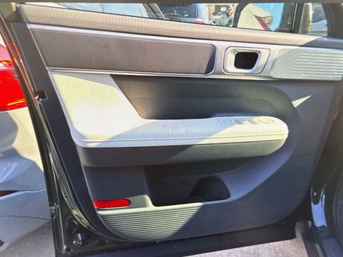 Used 2026 Hyundai Santa Fe SEL image 10