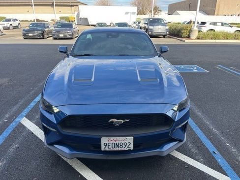 Used 2022 Ford Mustang Premium image 2