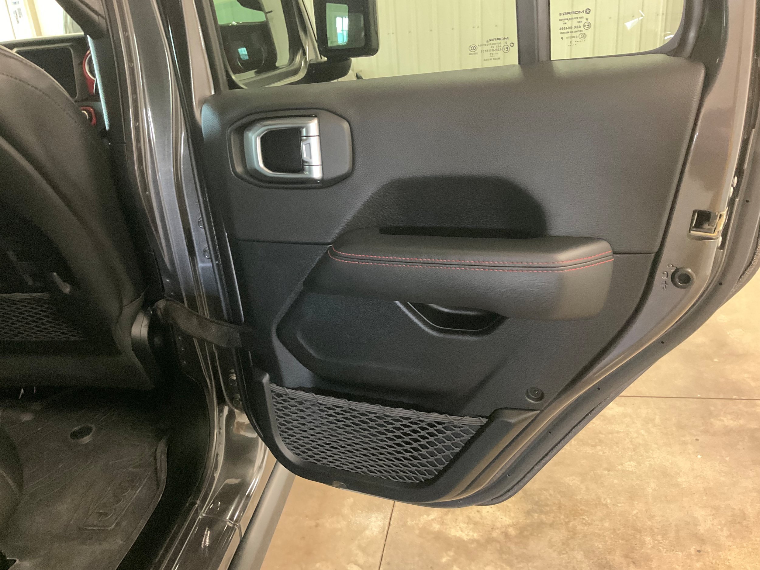 Used 2023 Jeep Wrangler Unlimited Rubicon w/ Xtreme 35 Tire Package AWD/4WD image 26