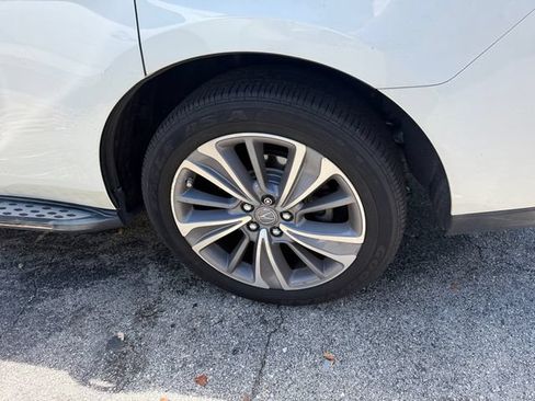 Used 2017 Acura MDX w/ Technology Package AWD/4WD image 11