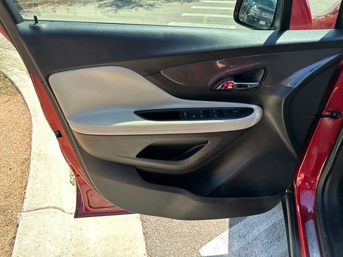 Used 2019 Buick Encore Preferred FWD image 14